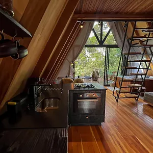 https://chale-romantico-com-banheira-de-hidromassagem-top.santa-catarina-brasil.com